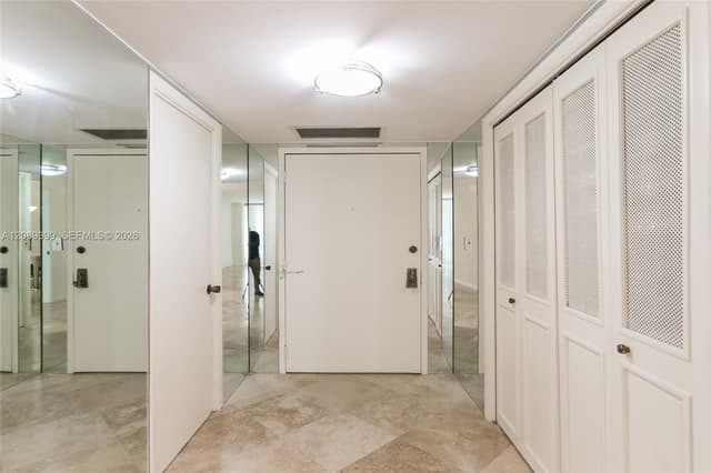 2100 S Ocean Ln # 904, Fort Lauderdale FL 33316 - Fort Lauderdale, FL - Photo 2