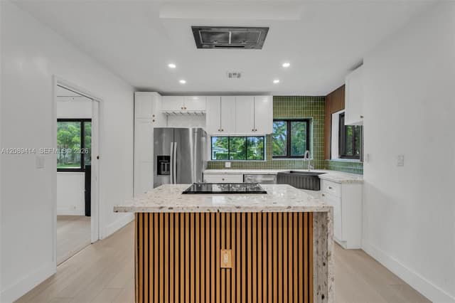 1224 N 26th Ave, Hollywood FL 33020 - Hollywood, FL - Photo 3