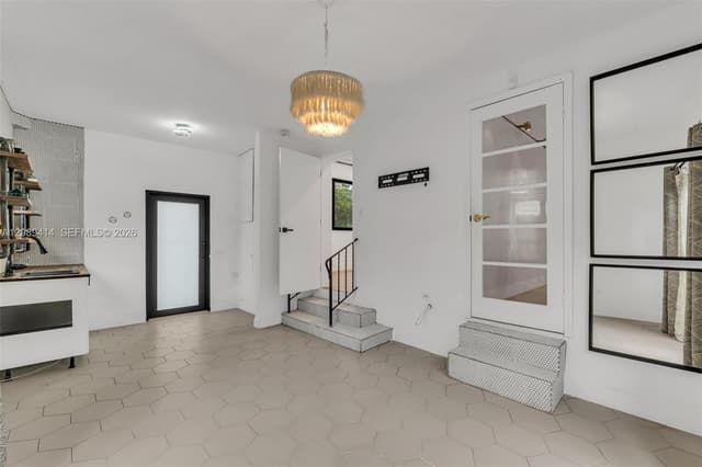 1224 N 26th Ave, Hollywood FL 33020 - Hollywood, FL - Photo 4