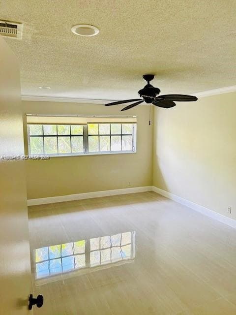 148 Yacht Club Dr # 7, North Palm Beach FL 33408 - North Palm Beach, FL - Photo 2