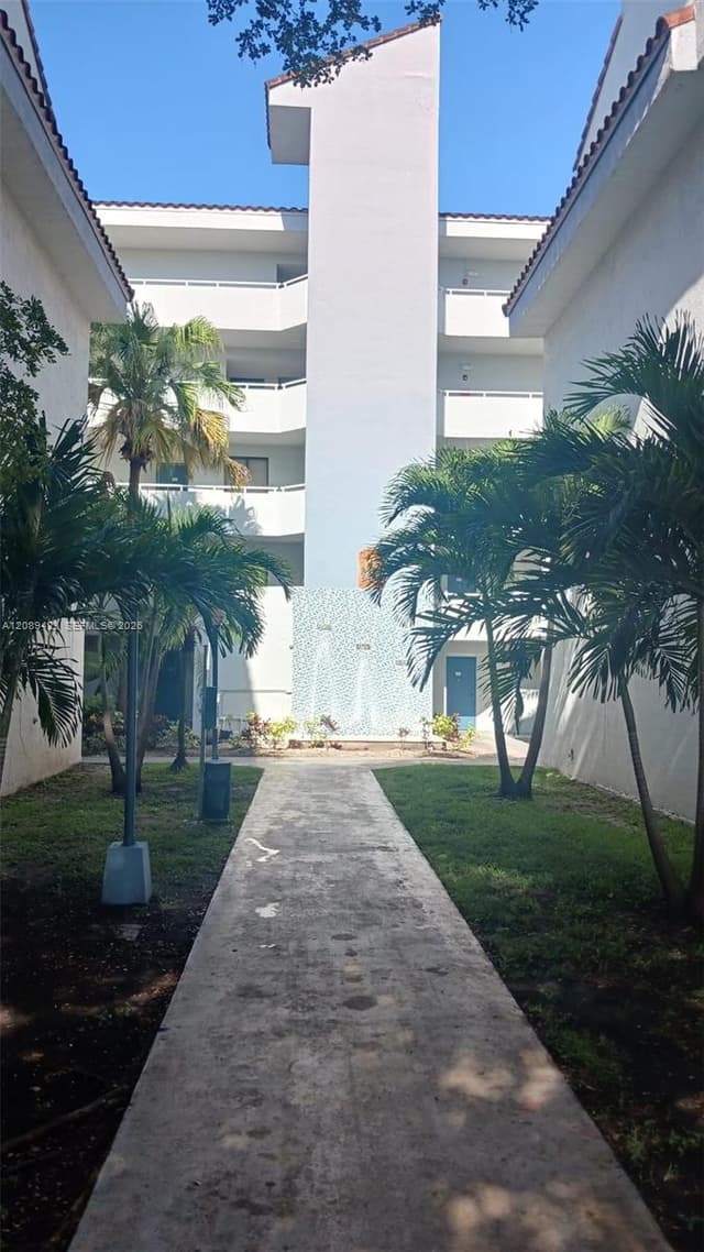 8335 SW 152nd Ave # 310, Miami FL 33193 - Miami, FL - Photo 2