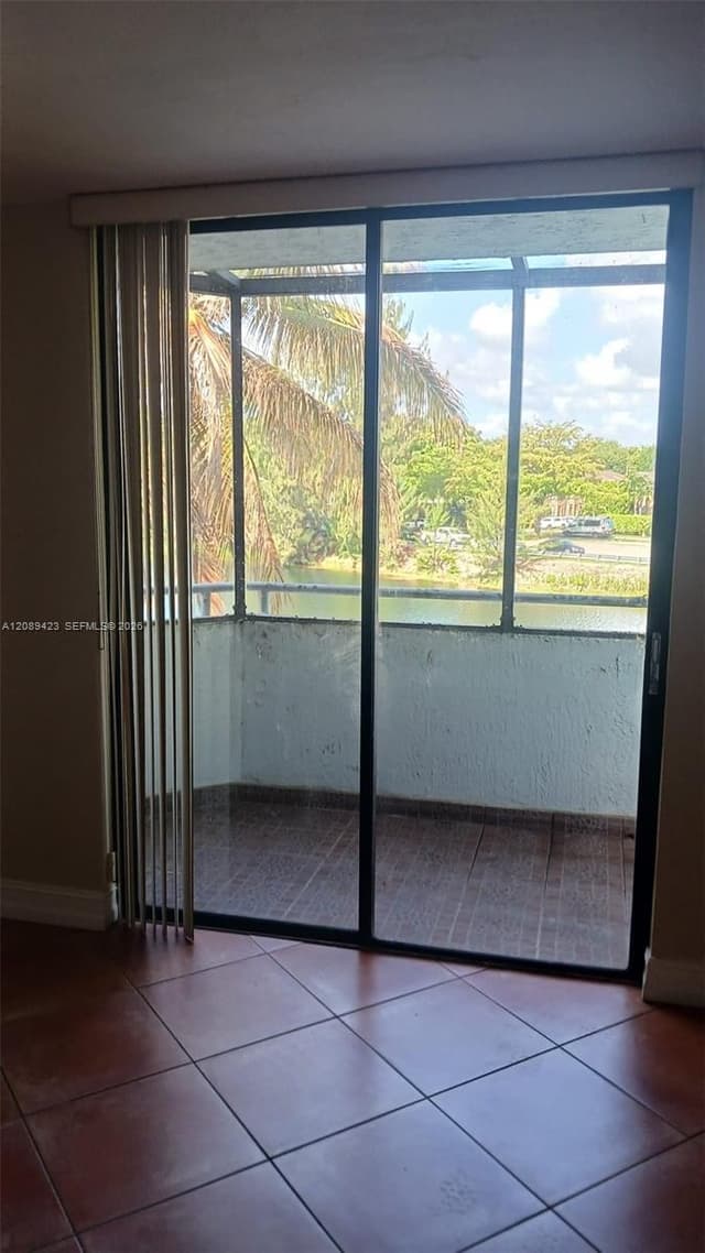 8335 SW 152nd Ave # 310, Miami FL 33193 - Miami, FL - Photo 4