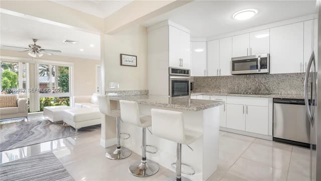 5211 NE 17th Ave, Fort Lauderdale FL 33334 - Fort Lauderdale, FL - Photo 6
