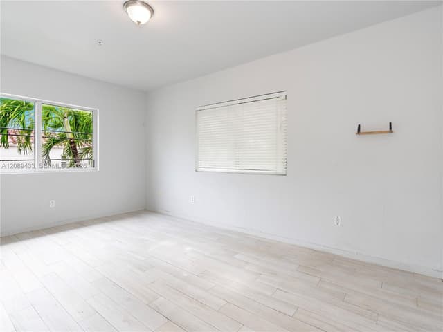 820 15th St # 205, Miami Beach FL 33139 - Miami Beach, FL - Photo 4
