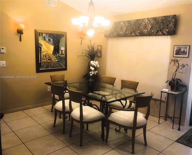 14481 Hickory Ct, Davie FL 33325 - Davie, FL - Photo 3