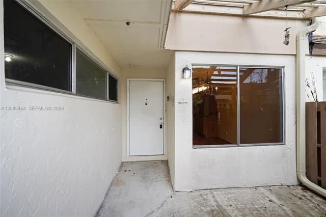 8253 NW 9th Ct # 2, Plantation FL 33324 - Plantation, FL - Photo 2