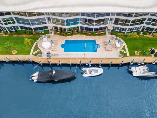 3050 NE 48th Street # 208, Fort Lauderdale FL 33308 - Fort Lauderdale, FL - Photo 2