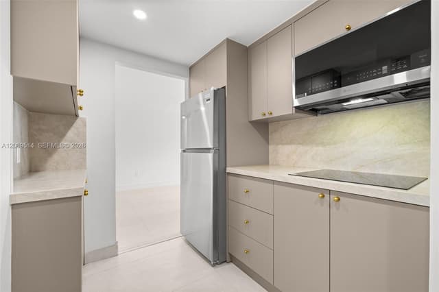 335 Collins Ave # 407, Miami Beach FL 33139 - Miami Beach, FL - Photo 6