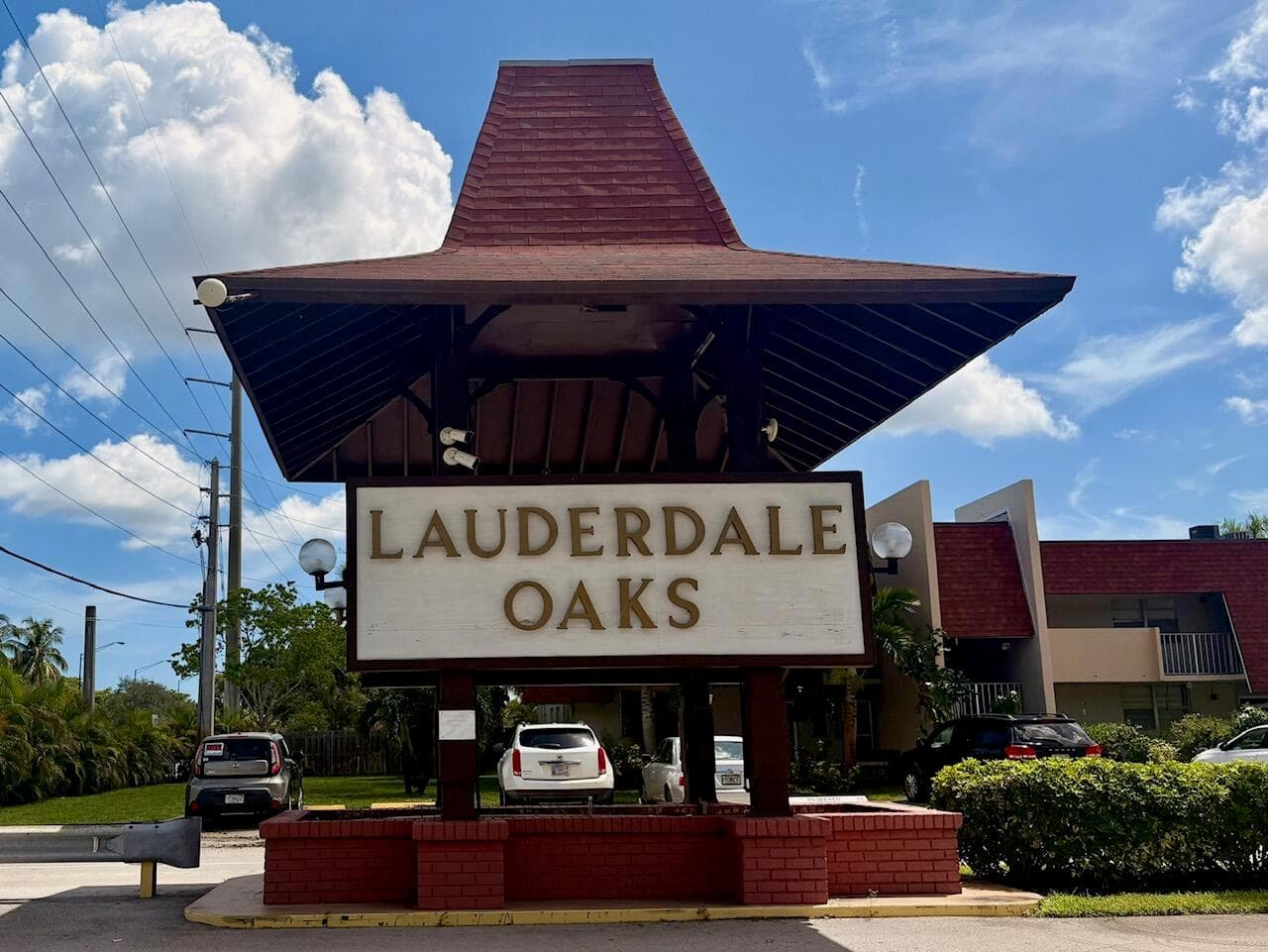 2901 NW 46th Avenue # 405, Lauderdale Lakes FL 33313