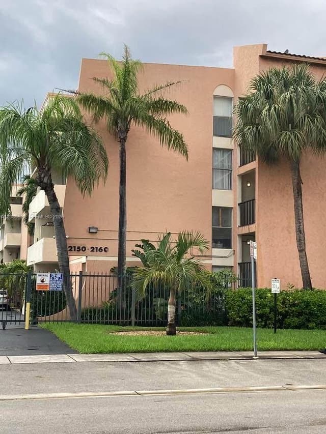 2160 SW 16th Ave # 421, Miami FL 33145 - Miami, FL - Photo 3