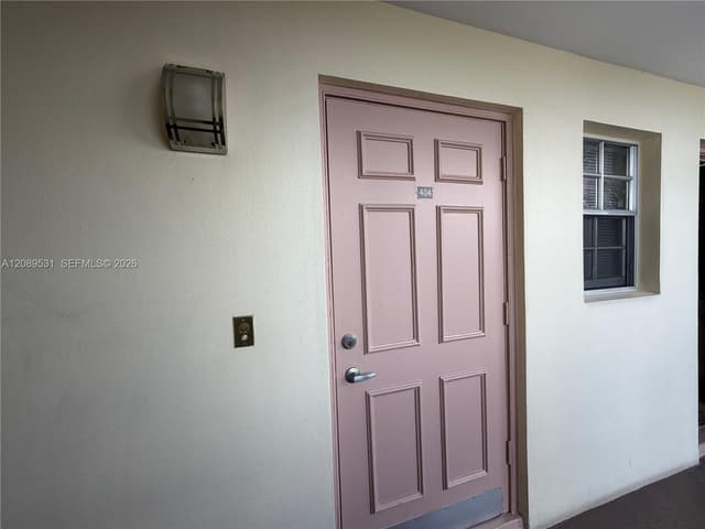 3575 Broken Woods Dr # 404, Coral Springs FL 33065 - Coral Springs, FL - Photo 2