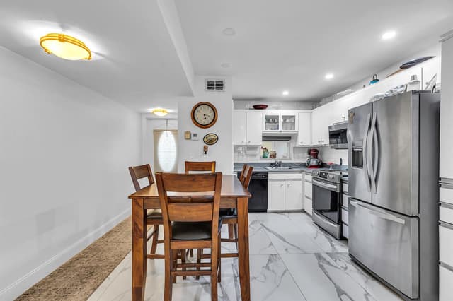 9500 N Hollybrook Lake Drive # 301, Pembroke Pines FL 33025 - Pembroke Pines, FL - Photo 6