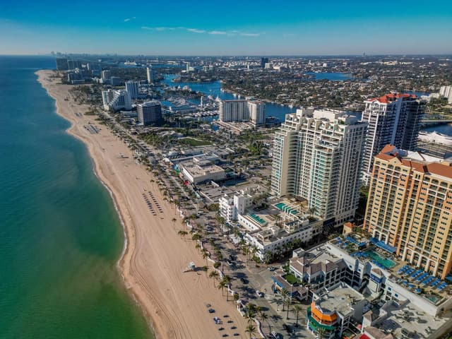 101 S Fort Lauderdale Beach Boulevard # 702, Fort Lauderdale FL 33316 - Fort Lauderdale, FL - Photo 3