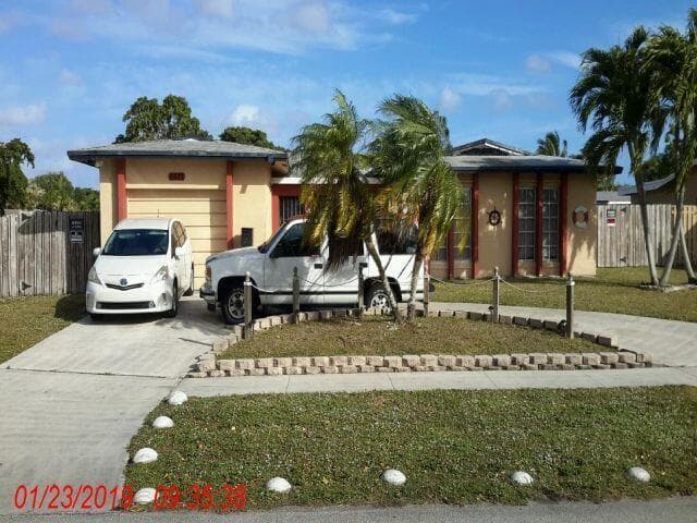 6573 SW 8TH Court, North Lauderdale FL 33068 - North Lauderdale, FL - Photo 4