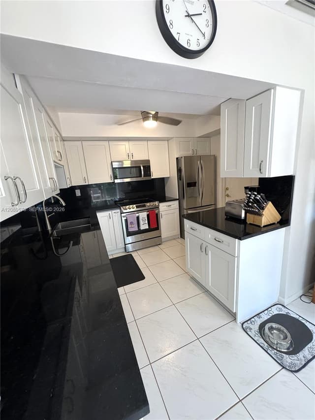 7190 E Tropical Way, Plantation FL 33317 - Plantation, FL - Photo 2