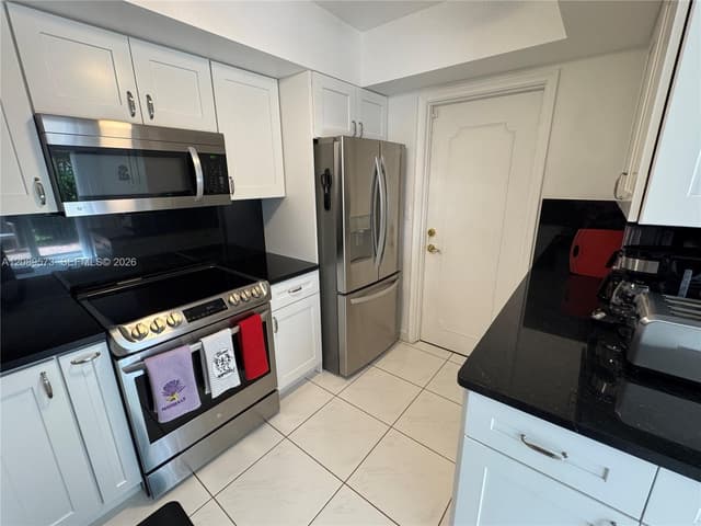 7190 E Tropical Way, Plantation FL 33317 - Plantation, FL - Photo 3