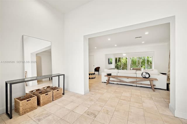 1325 Blue Rd, Coral Gables FL 33146 - Coral Gables, FL - Photo 4
