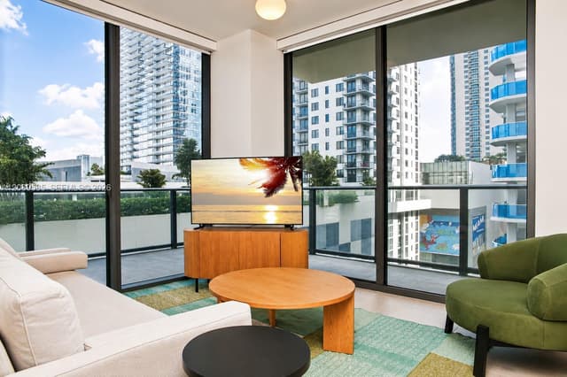 11 NE 6th Street # 1109, Miami FL 33132 - Miami, FL - Photo 2