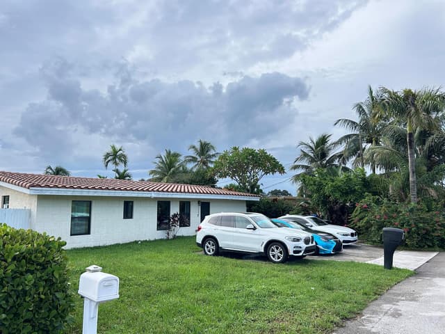 2507 BIMINI Lane, Fort Lauderdale FL 33312 - Fort Lauderdale, FL - Photo 2