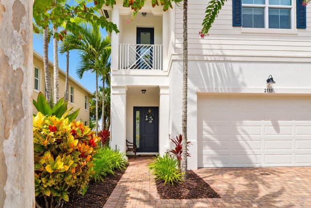 2133 WELLS Place, Palm Beach Gardens FL 33418 - Palm Beach Gardens, FL - Photo 3