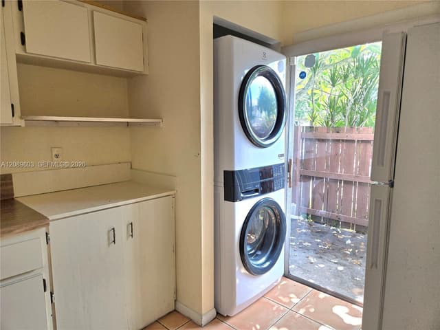 842 Banks # 842, Coconut Creek FL 33063 - Coconut Creek, FL - Photo 3
