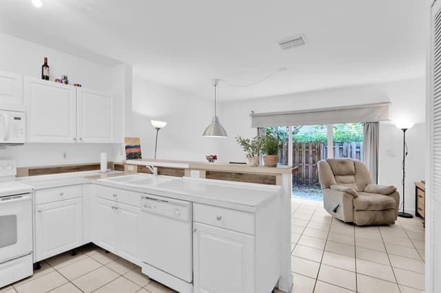 1720 NE 33 Avenue # 5, Homestead FL 33033 - Homestead, FL - Photo 5