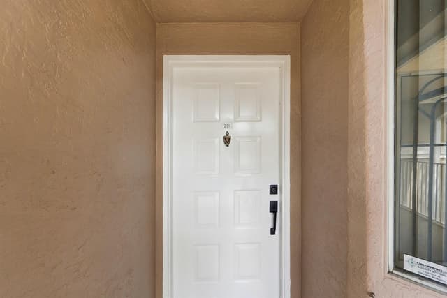 5876 REGAL GLEN Drive # 201, Boynton Beach FL 33437 - Boynton Beach, FL - Photo 4