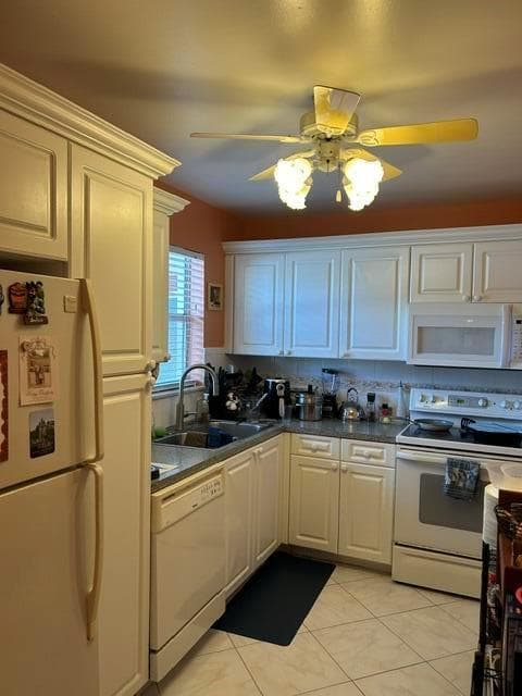 471 Lake Dora Drive, West Palm Beach FL 33411 - West Palm Beach, FL - Photo 2