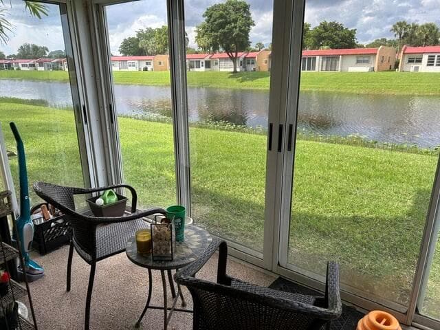 471 Lake Dora Drive, West Palm Beach FL 33411 - West Palm Beach, FL - Photo 4
