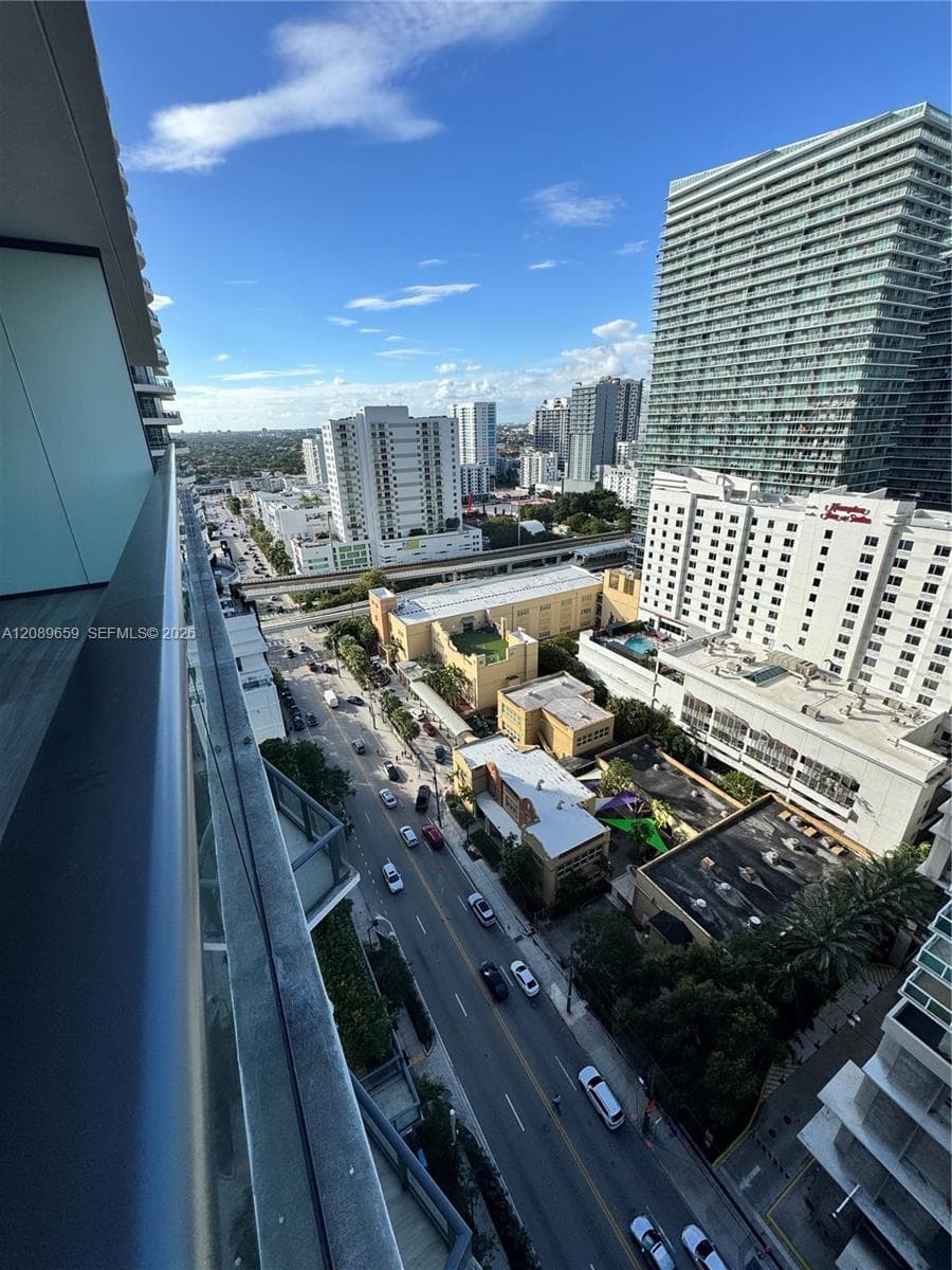 1300 S Miami Ave # 1811, Miami FL 33130