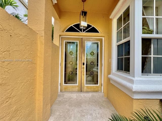 811 NW 155th Ter, Pembroke Pines FL 33028 - Pembroke Pines, FL - Photo 5