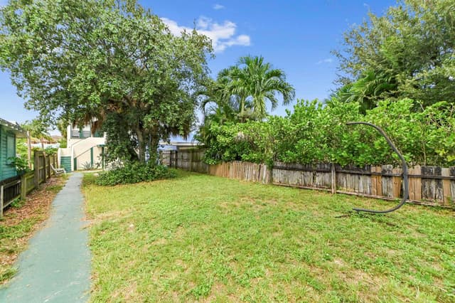 225 N M Street # 1, FL 33460 - Photo 4