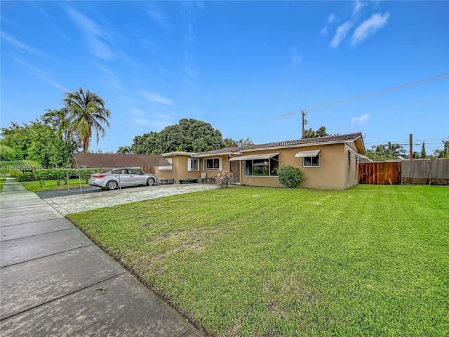 4220 NE 4th Ter, Deerfield Beach FL 33064 - Deerfield Beach, FL - Photo 3