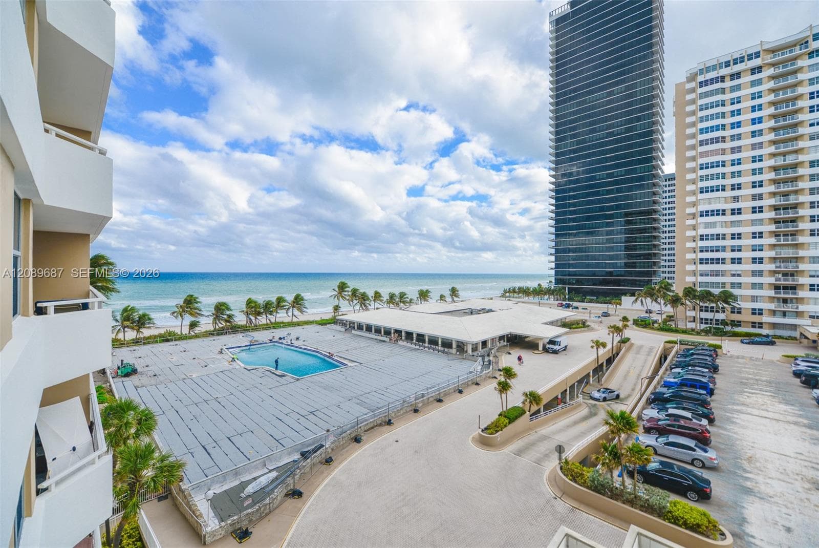 1950 S Ocean Dr # 5A, Hallandale Beach FL 33009 - Hallandale Beach, FL - Photo 1