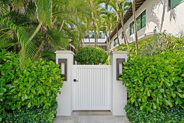 122 Peruvian Avenue # 16, Palm Beach FL 33480 - Palm Beach, FL - Photo 3