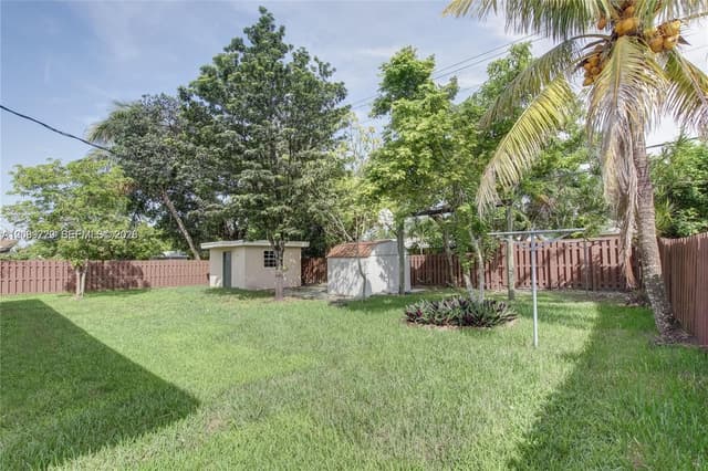 8830 Caribbean Blvd, Cutler Bay FL 33157 - Cutler Bay, FL - Photo 2