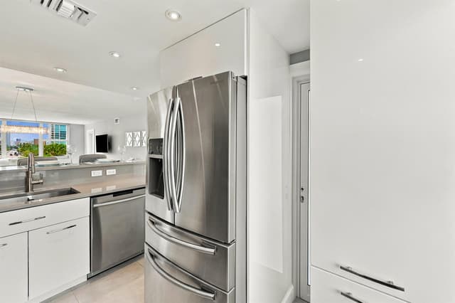 201 N Ocean Boulevard # 604, Pompano Beach FL 33062 - Pompano Beach, FL - Photo 7