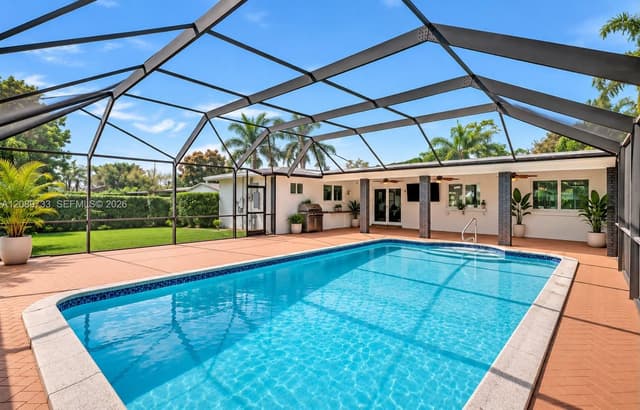 15725 SW 89th Ave, Palmetto Bay FL 33157 - Palmetto Bay, FL - Photo 4