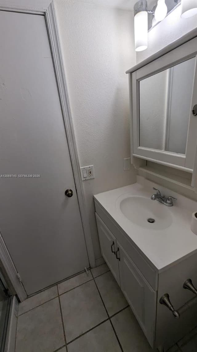 8592 W Sunrise Blvd # 105, Plantation FL 33322 - Plantation, FL - Photo 6