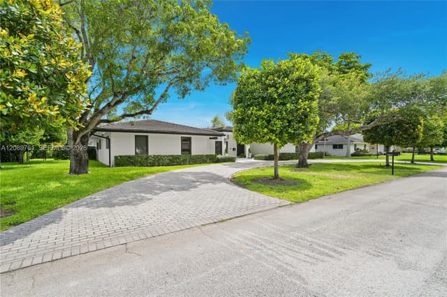 7420 SW 109th Ter, Pinecrest FL 33156 - Pinecrest, FL - Photo 2