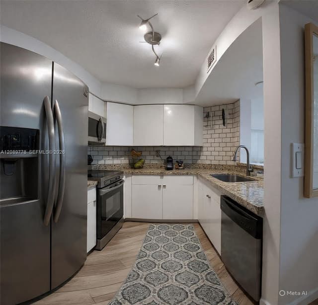 1661 NW 81st Way # 1661, Plantation FL 33322 - Plantation, FL - Photo 2