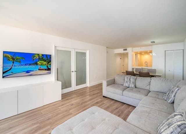 555 NE 15th St # 26E, Miami FL 33132 - Miami, FL - Photo 3