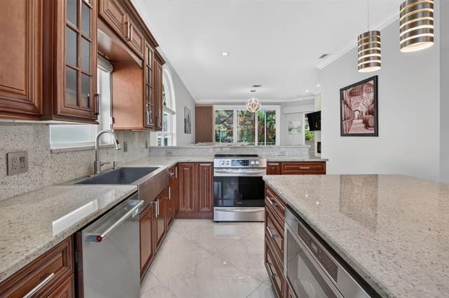 5351 Ventura Drive, Delray Beach FL 33484 - Delray Beach, FL - Photo 4