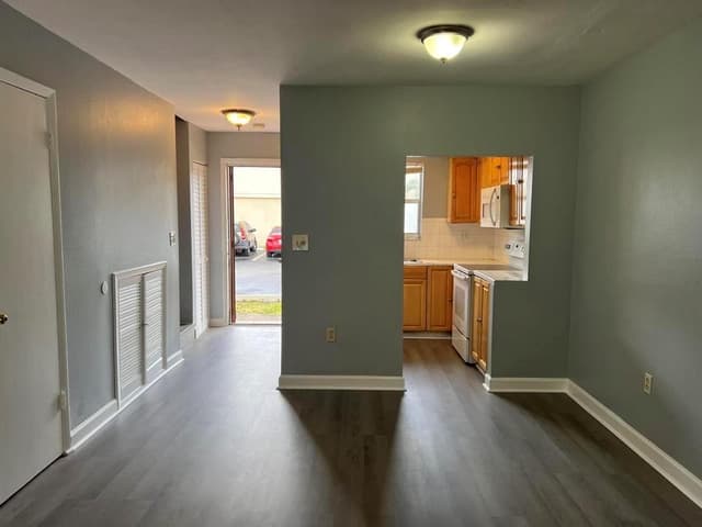 20 SW 108th Avenue # F4, Sweetwater FL 33174 - Sweetwater, FL - Photo 2