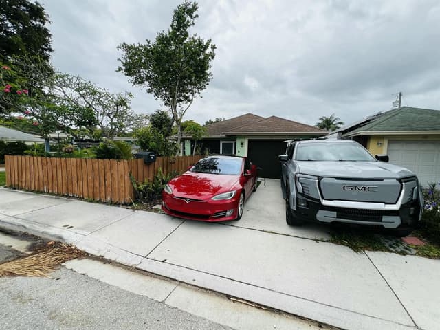 703 S A Street S, FL 33460 - Photo 3