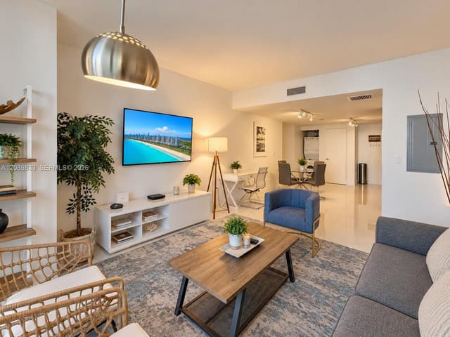 485 Brickell Avenue # 1611, Miami FL 33131 - Miami, FL - Photo 2