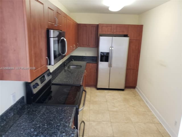 401 69th St # 900, Miami Beach FL 33141 - Miami Beach, FL - Photo 5