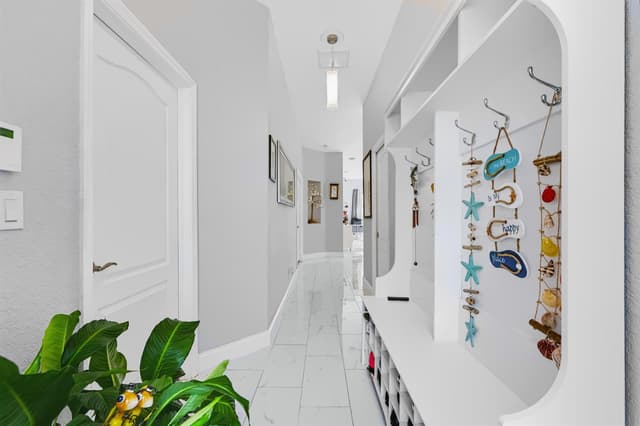 102 Newberry Lane, Royal Palm Beach FL 33414 - Royal Palm Beach, FL - Photo 6