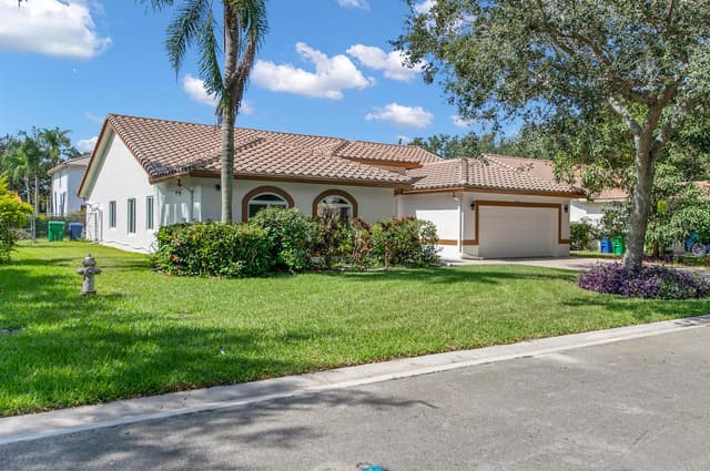 10144 NW 23RD Court, Coral Springs FL 33065 - Coral Springs, FL - Photo 2