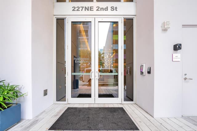 227 NE 2ND Street # 2801, Miami FL 33132 - Miami, FL - Photo 3